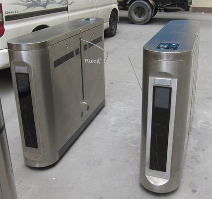 Torniquetes retráteis 100W da barreira da aleta com os cartões de IC/EM