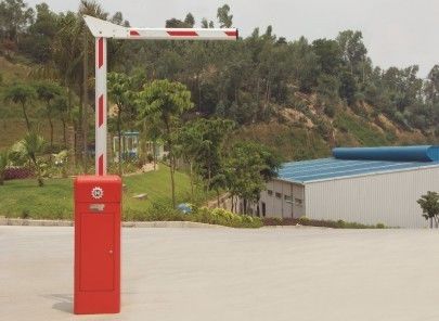 Portas automáticas de aço do crescimento do revestimento do pó, barreiras de controle remoto da entrada de automóveis